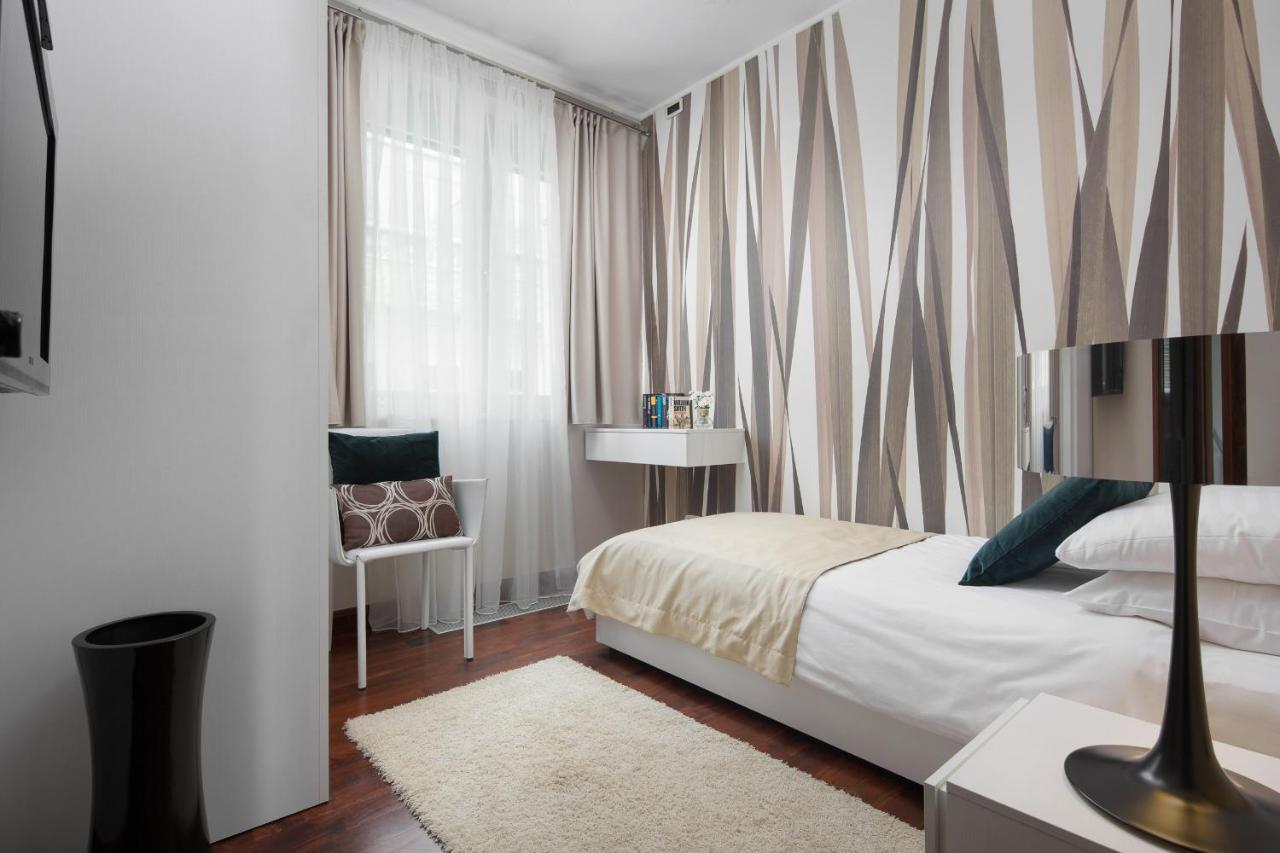Villa Arentz Residence - Front Sea Apartments Опатия Экстерьер фото
